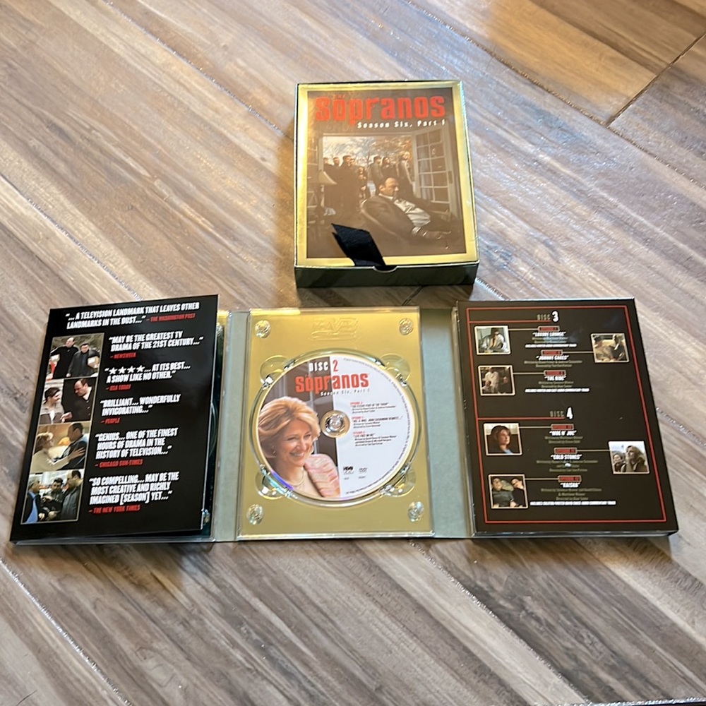 The Sopranos Season Six, Part 1 (4 Disc) DVD Boxset - Picture 5 of 5